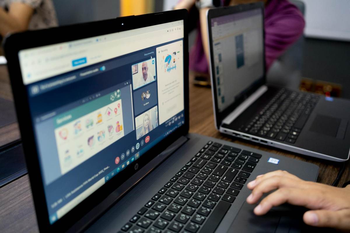 Online community collaboration for telegram coaching group